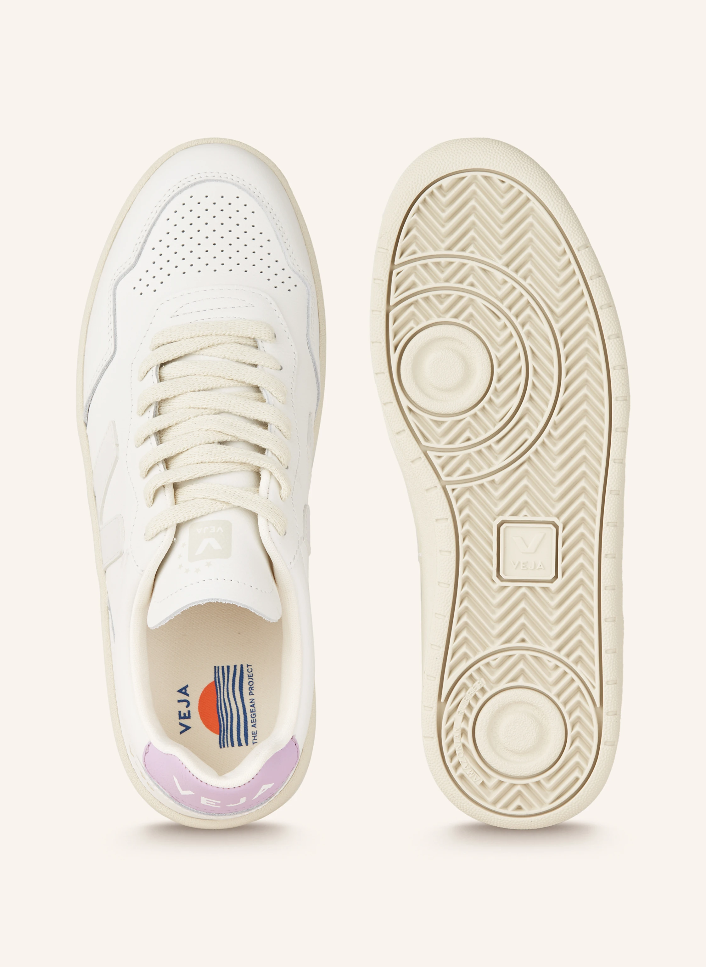VEJA Sneaker V-90