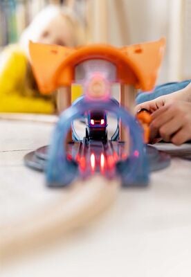 BRIO 33972 Action Tunnel Travel Set (Smart Tech Sound)