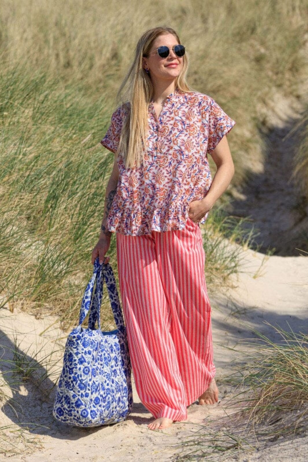 Black Colour Bcflora Pants pink stripe