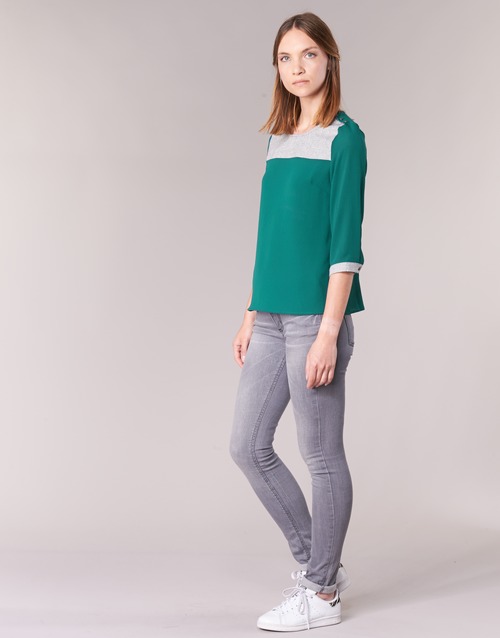 Casual Attitude - HELA - Vert