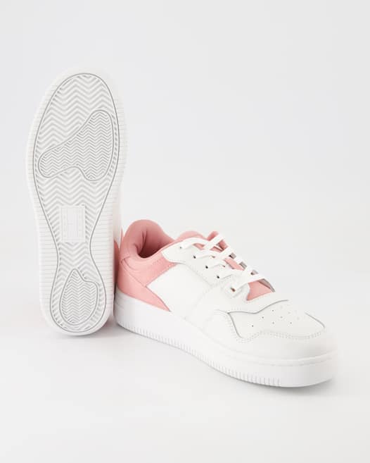 Tommy Hilfiger TJW Retro Basket Sneaker in Weiß