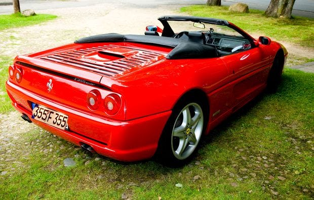 Ferrari fahren in Taucha bei Leipzig als Geschenkidee