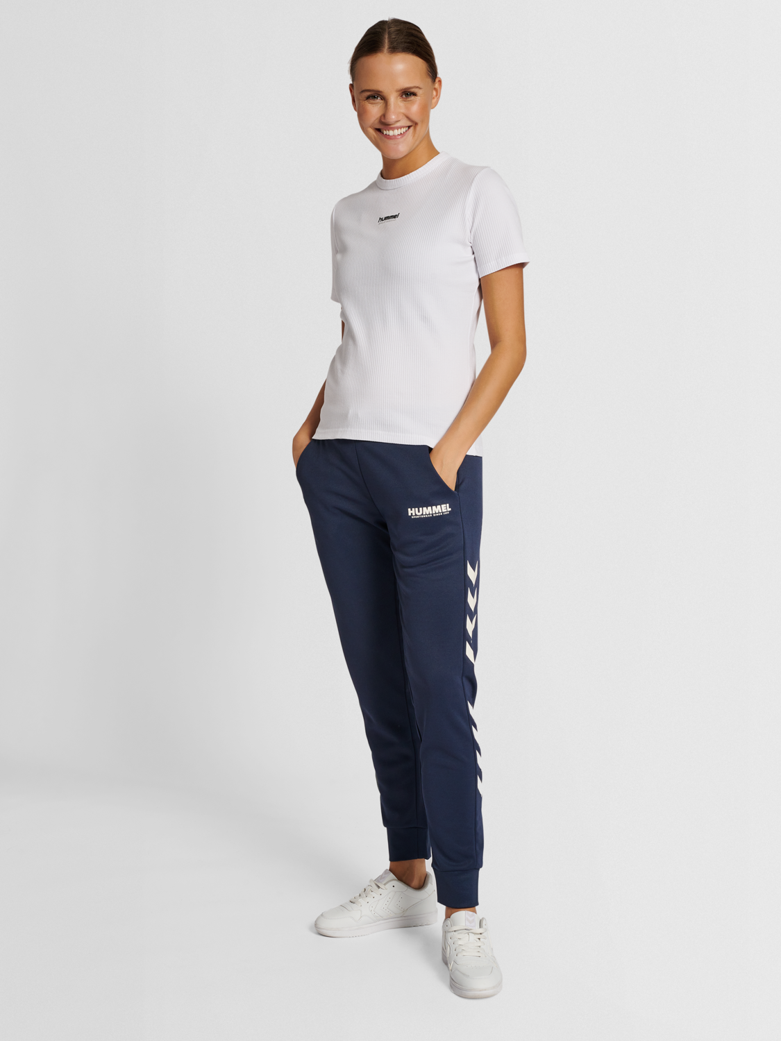 hmlLEGACY POLY WOMAN REGULAR PANTS