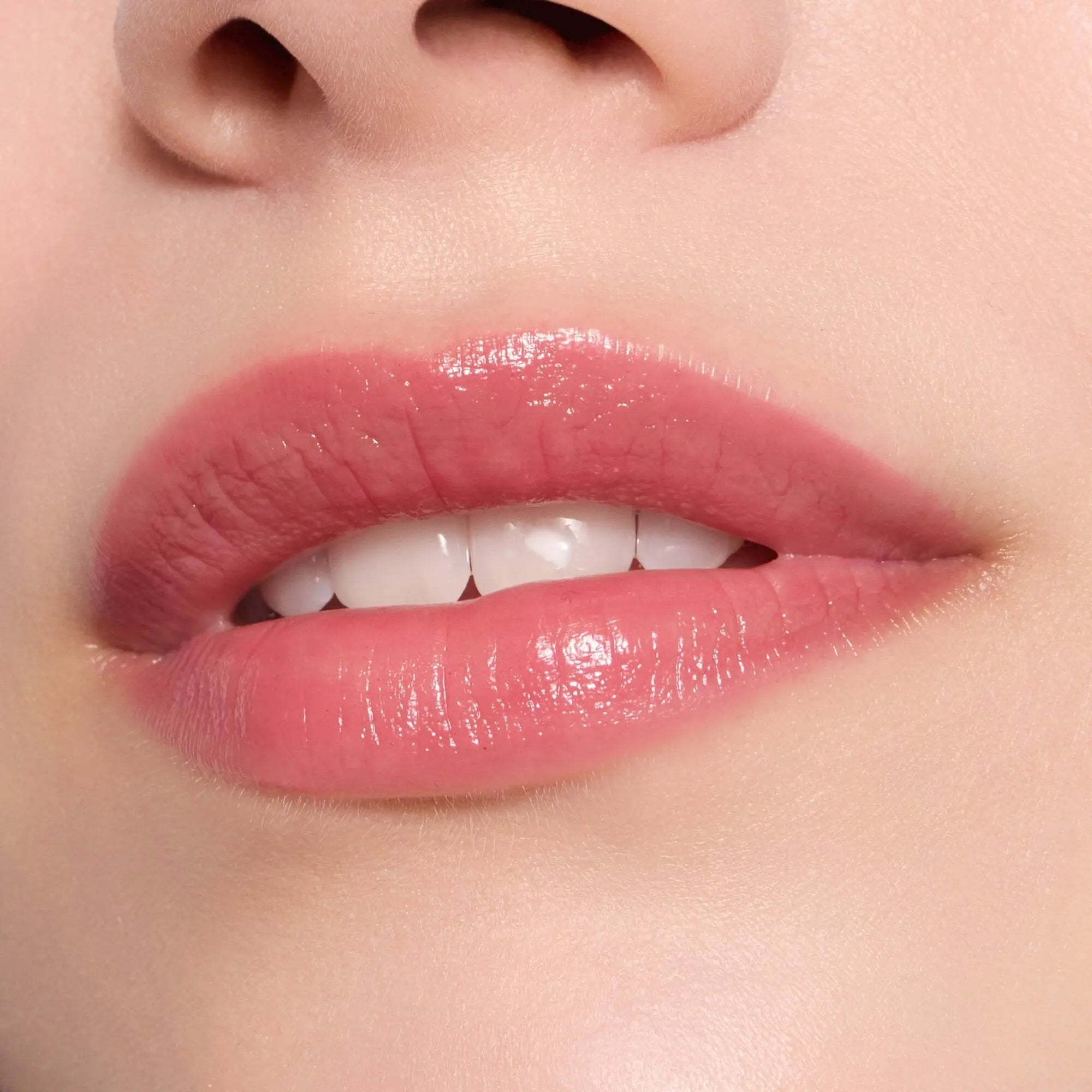 Care In Colours Lip Balm 040 Hot Take