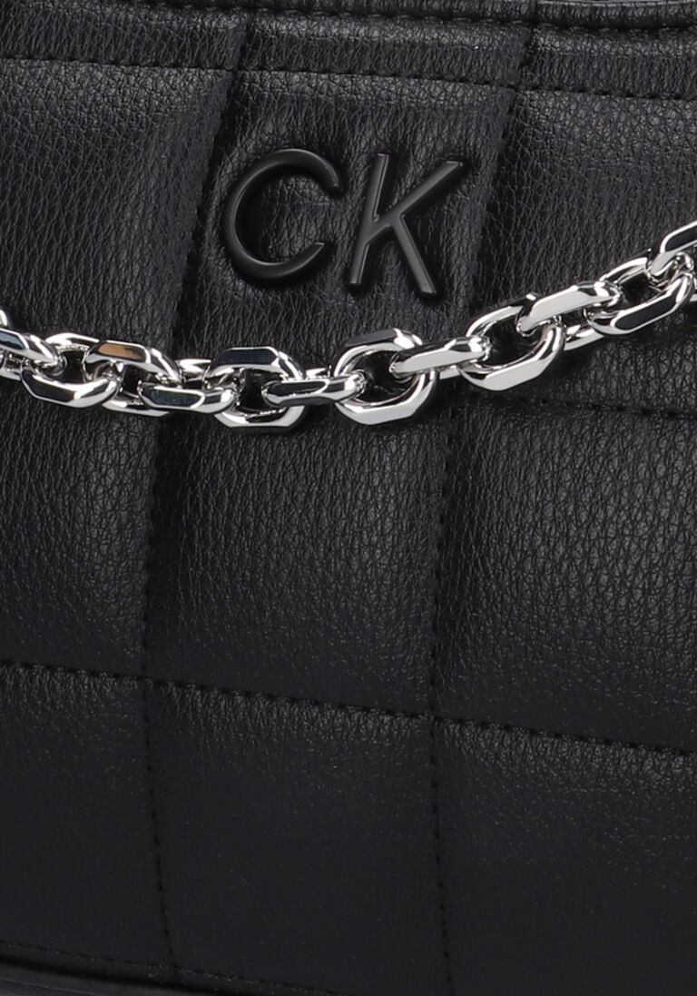 CALVIN KLEIN zwarte calvin klein schoudertas square quilt chain elongated bag