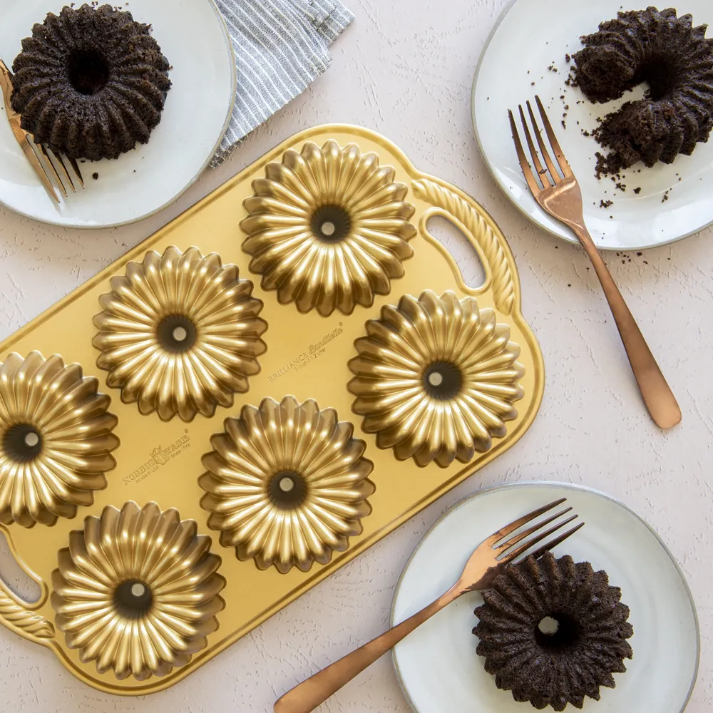 Nordic Ware Brilliance Bundlette Donutform