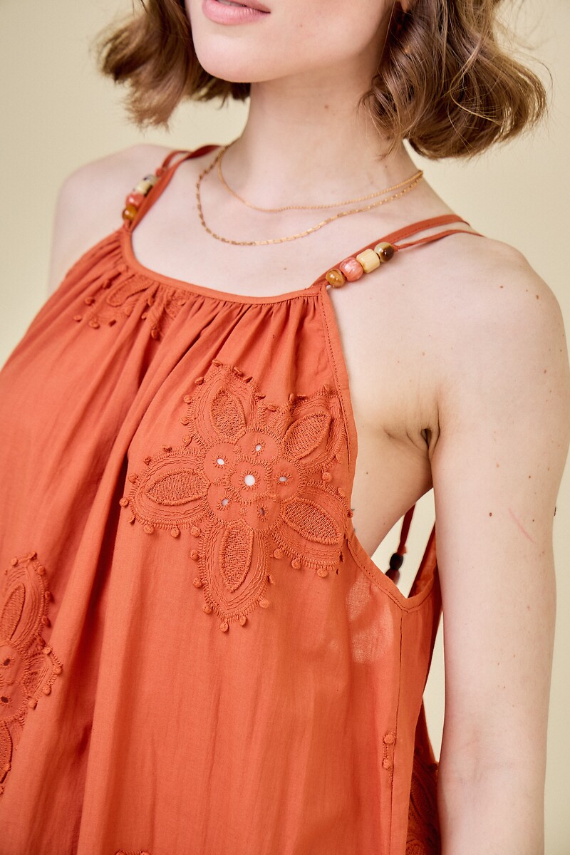 ATÉ BREVE<br>Vestido midi com bordados e pérolas