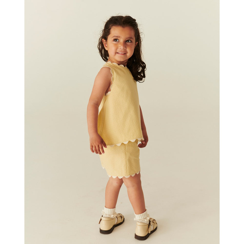 Køb COPENHAGEN COLORS Pale Yellow Comb. Deco Top & Shorts Sæt