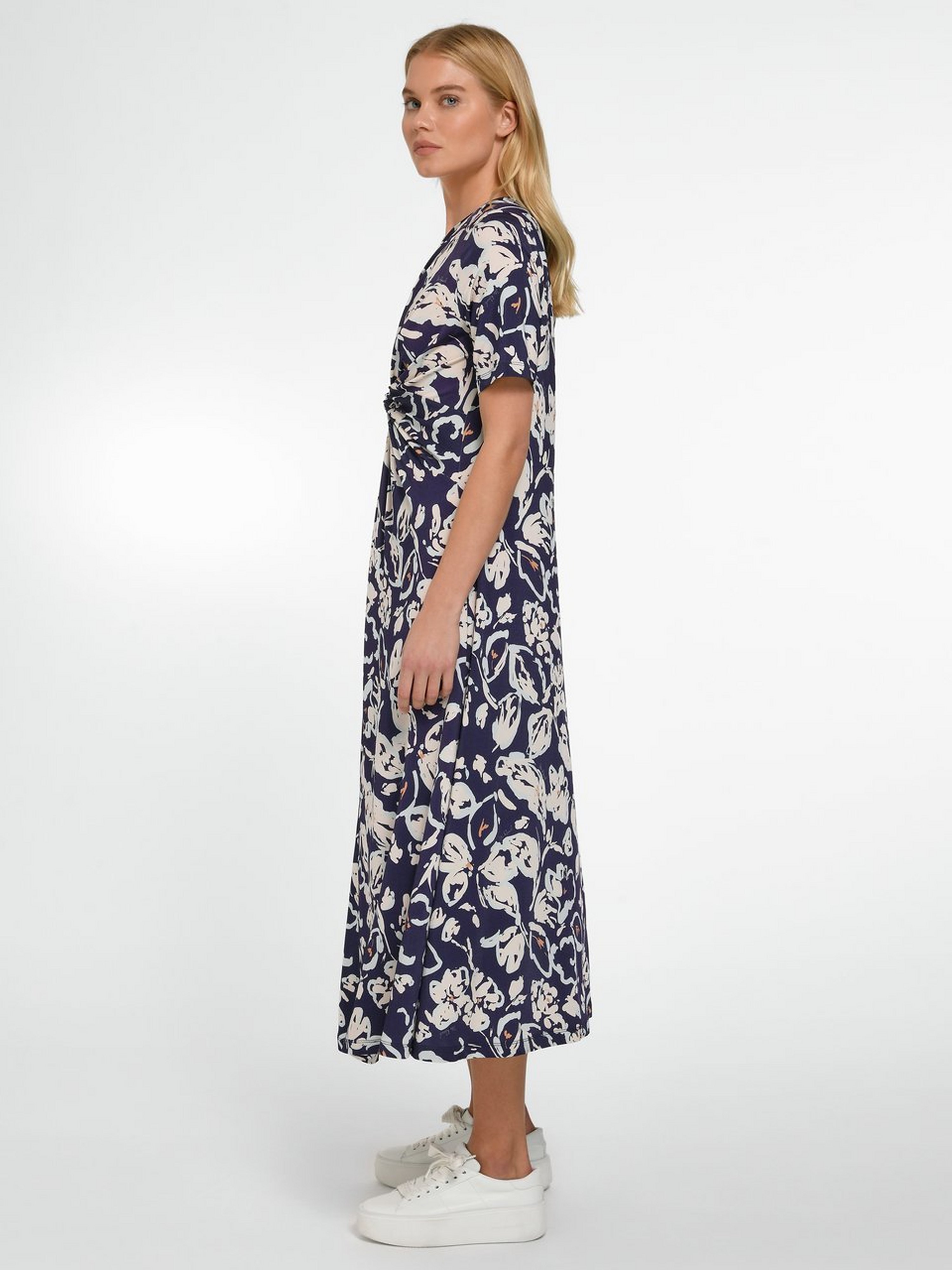 Kleid mit 1/2-Arm