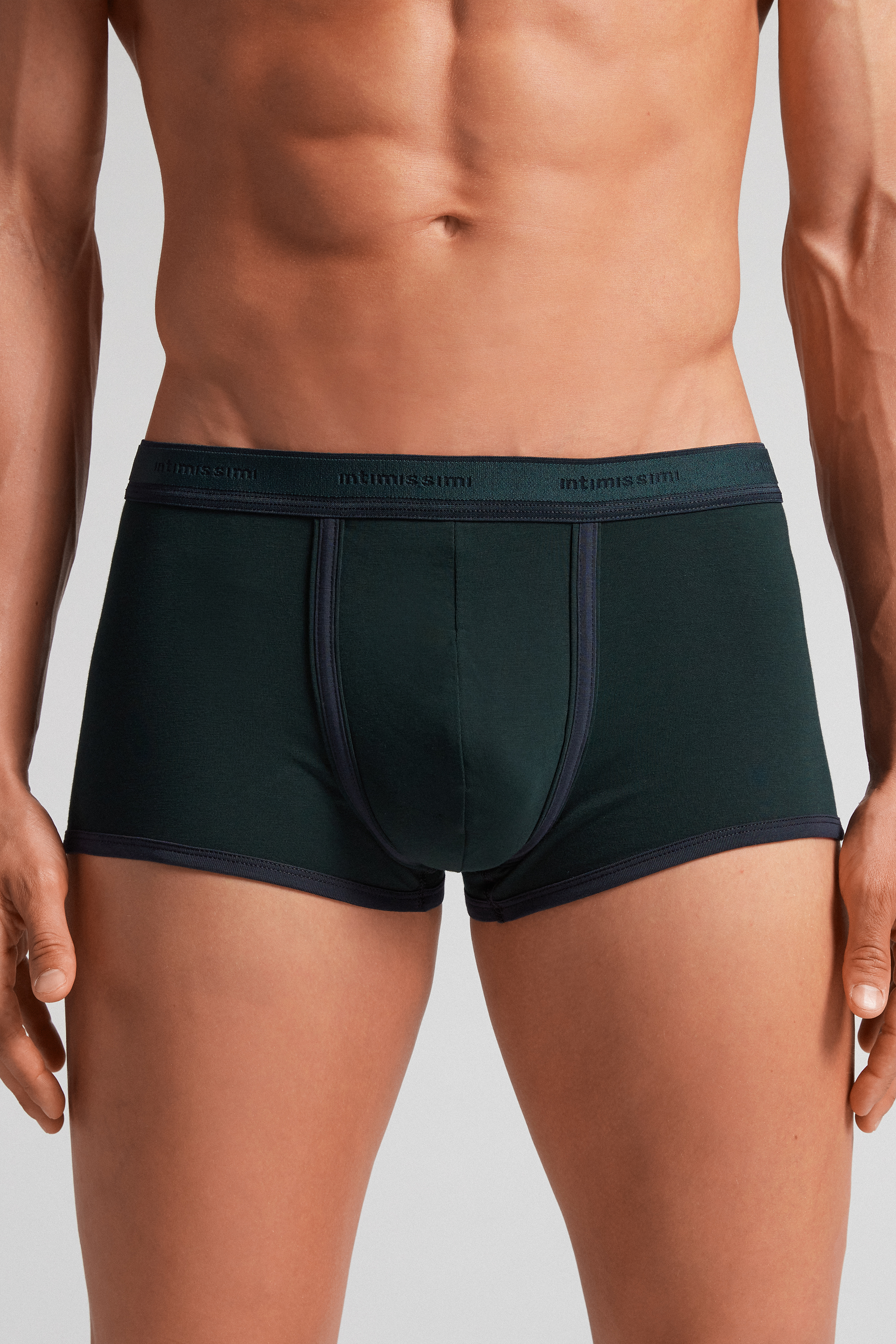 Cuecas boxer em algodão elástico Supima® com logotipo.