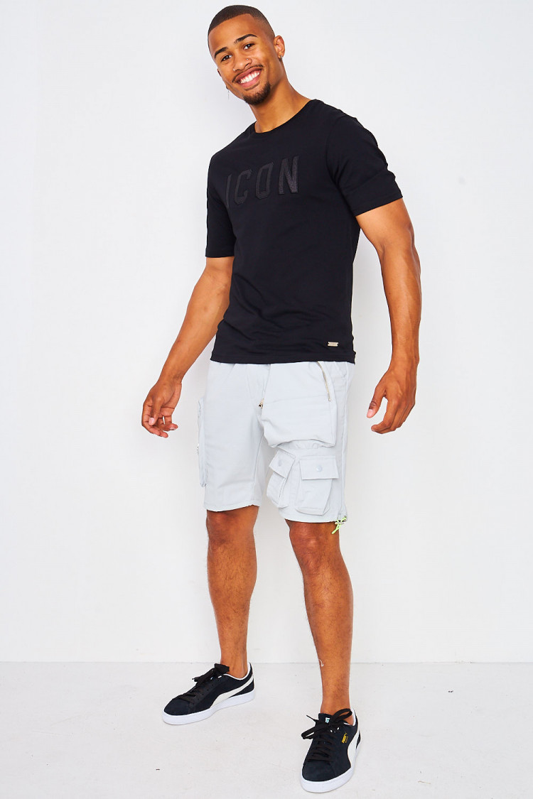 Short gris multipoches détails jaunes