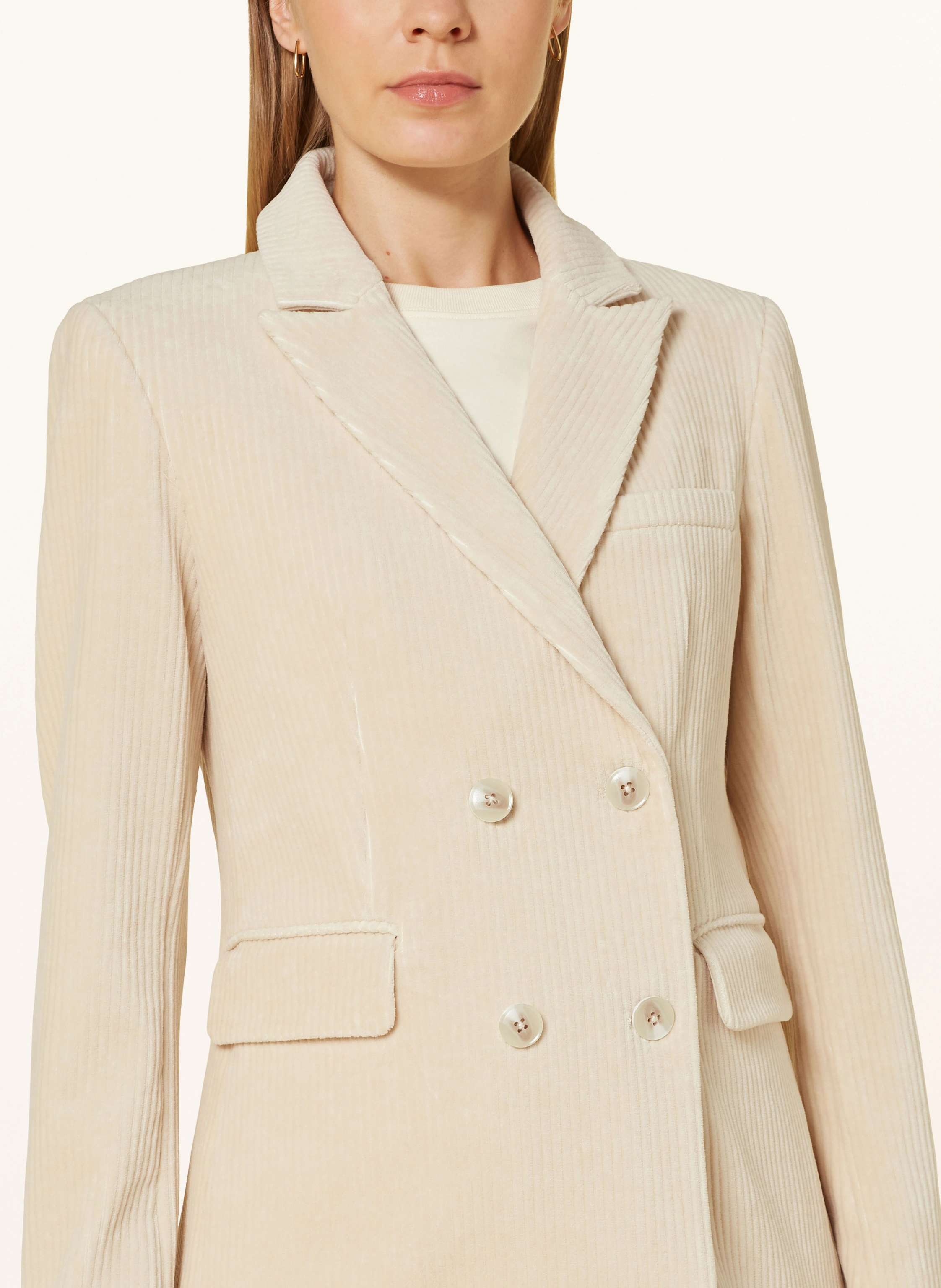 comma casual identity Nickiblazer