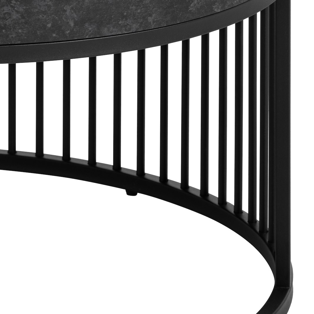 Strington sofabord Ø65cm. Sort marmorprint med sort trådunderstell.