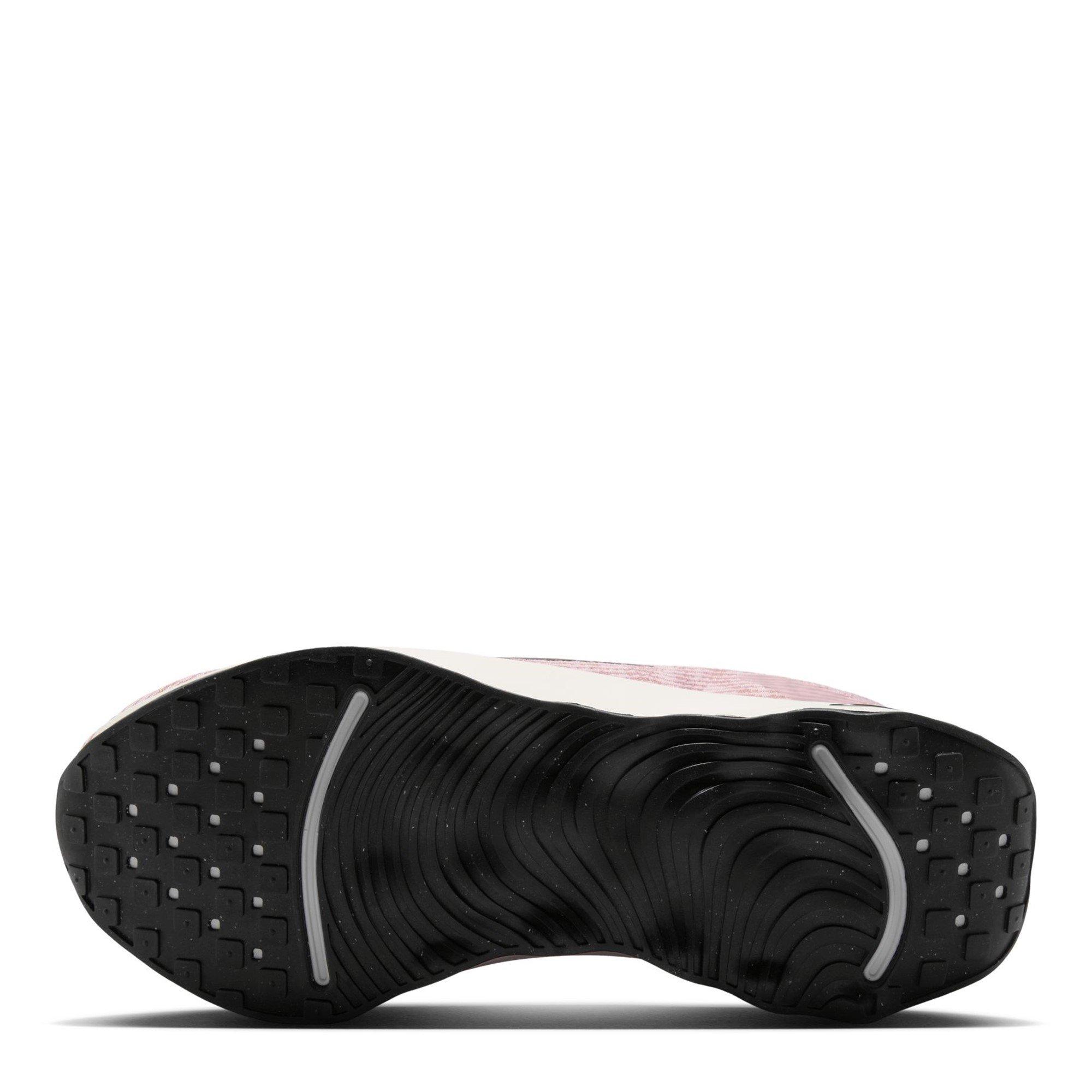 Nike Motiva Premium