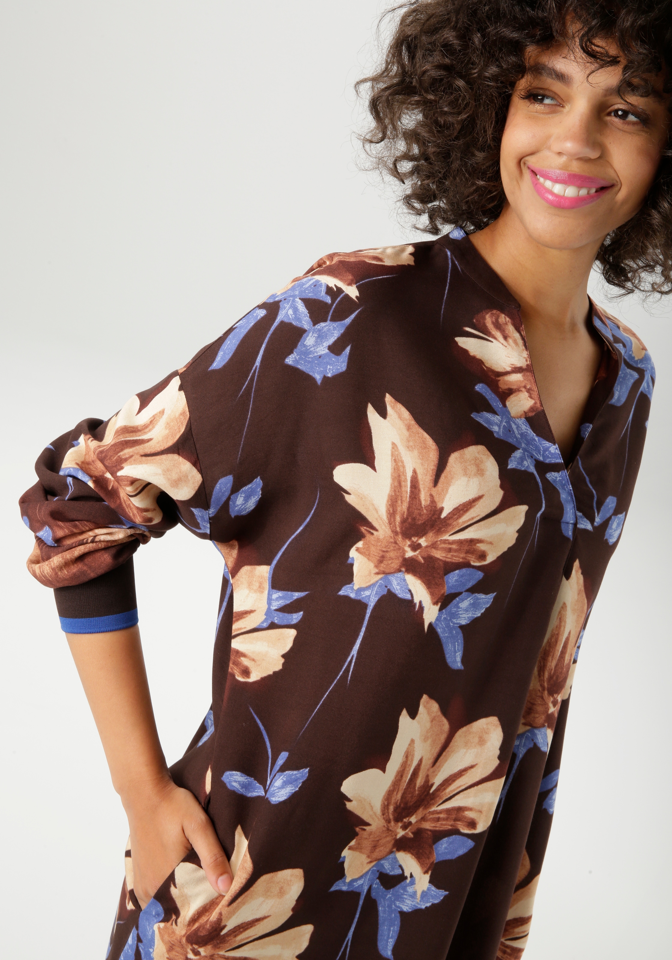 Aniston CASUAL Blusenkleid mit grossflächigem Blumendruck und Bordüre - NEUE KOLLEKTION