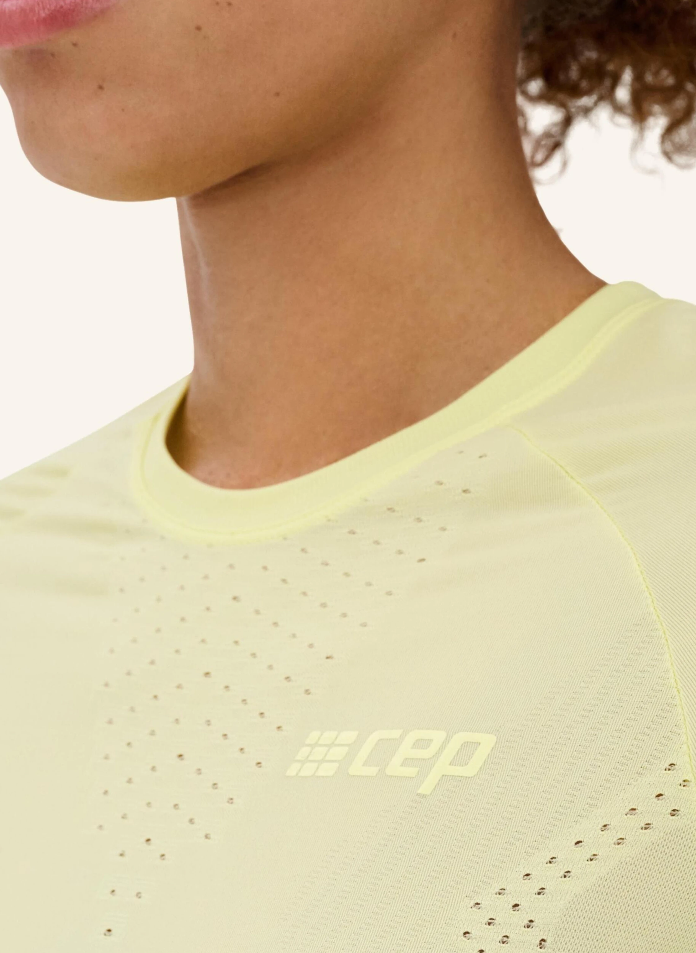 cep Laufshirt ULTRALIGHT SHORT SLEEVE