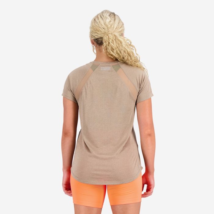 New Balance Dame T-shirts Printed Impact Run Short Sleeve Brun