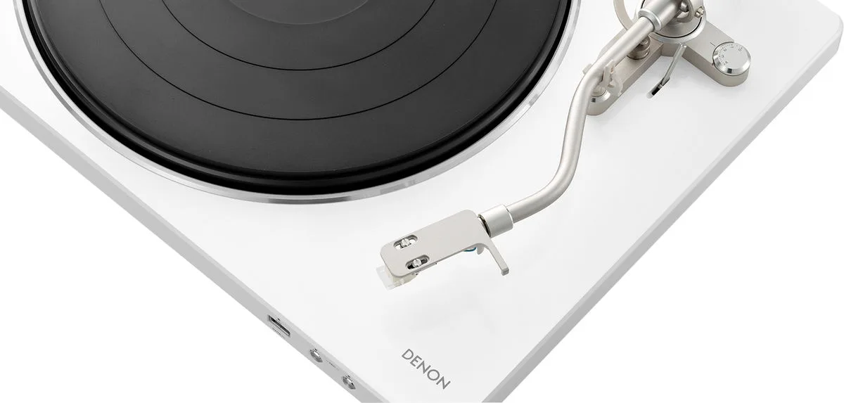Denon DP-450 USB Blanc Platines vinyle hi-fi