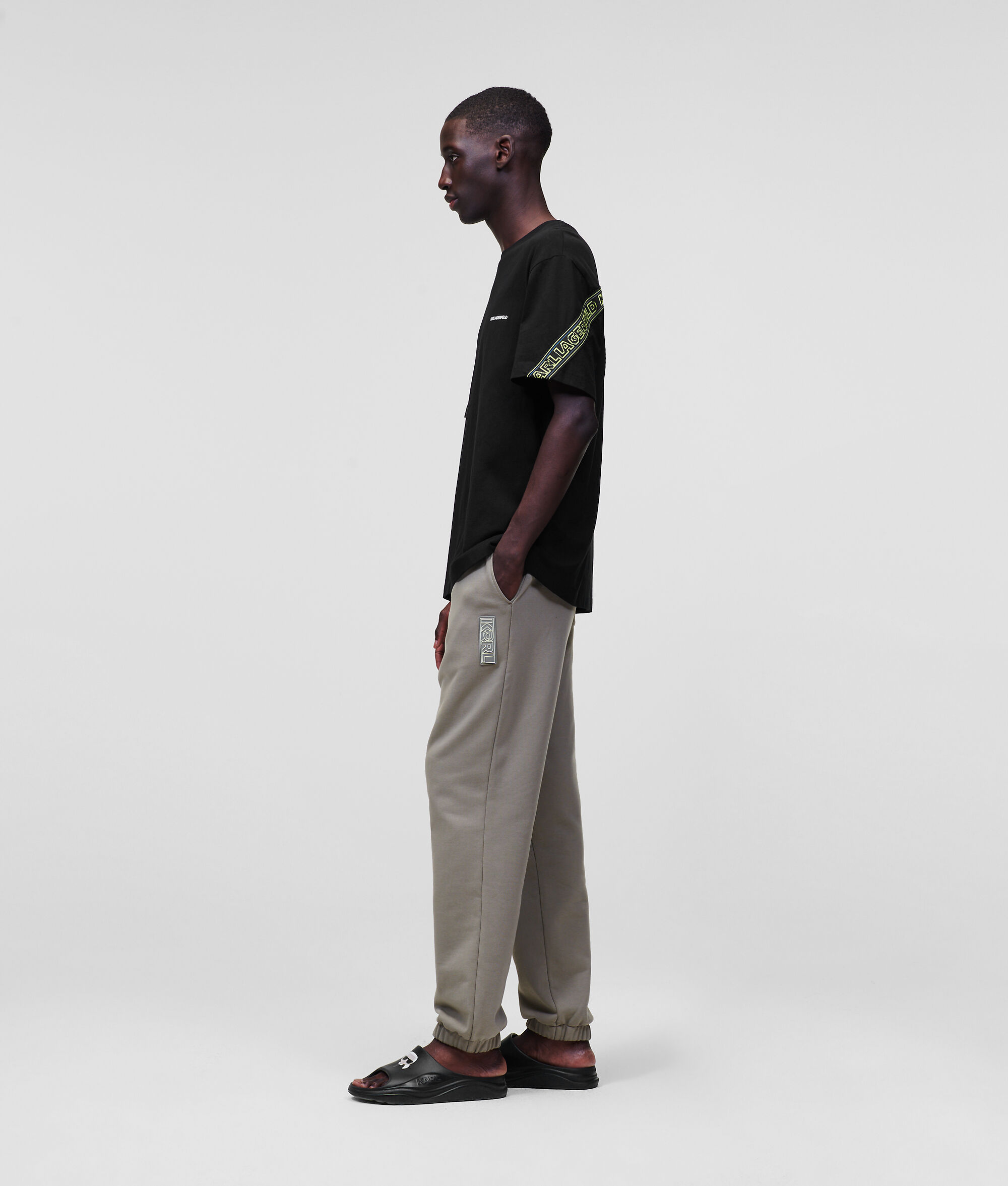 T-SHIRT AVEC GALON À LOGO KARL