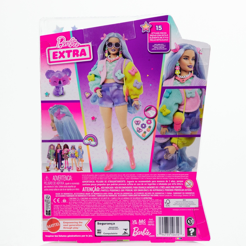 Barbie Extra Puppe im Strickpullover