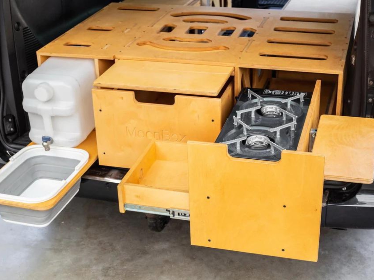 Moonbox bus 115cm Modify Natur kampeerbox met tafel