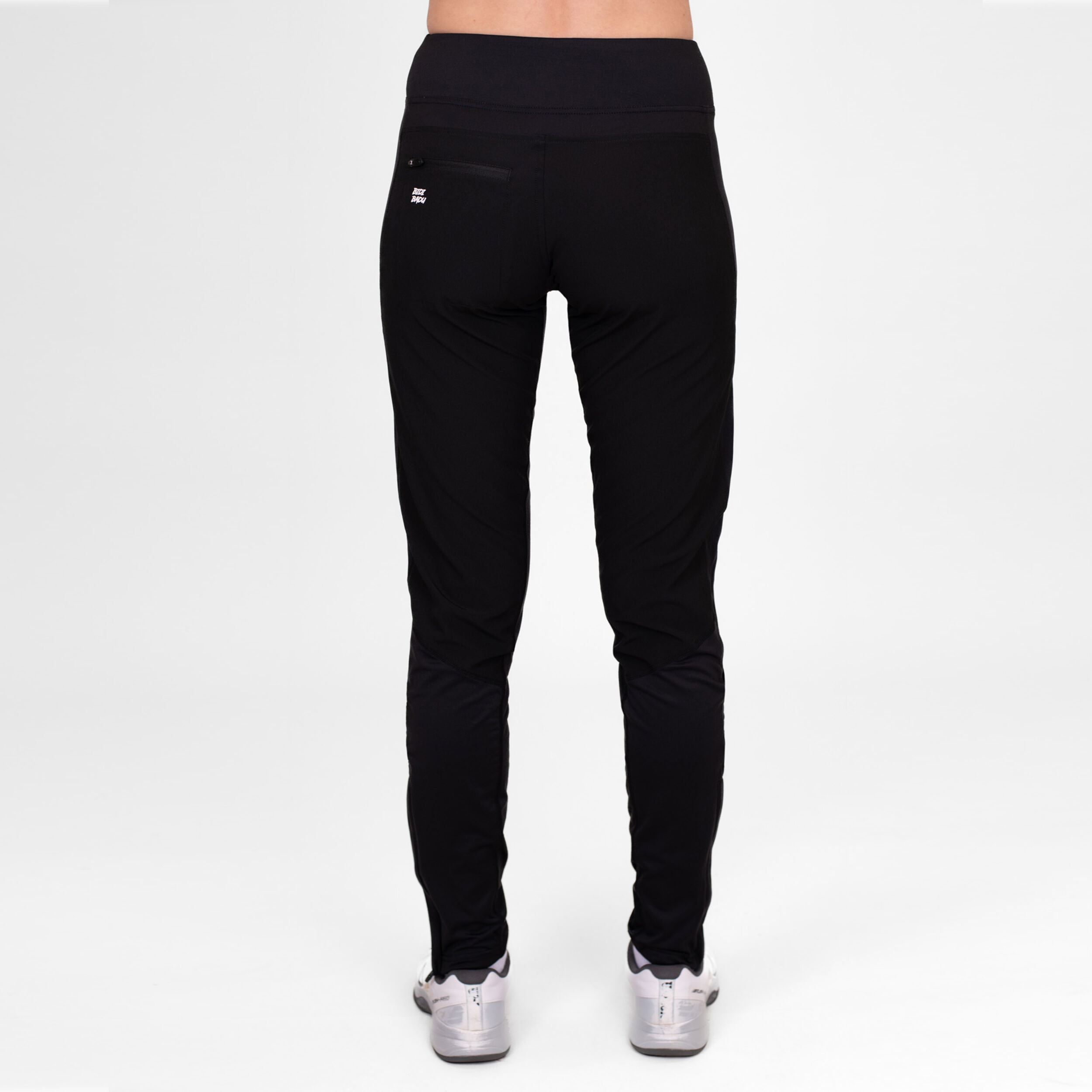 BIDI BADU Crew Pantalon Survêtement Femmes - Noir