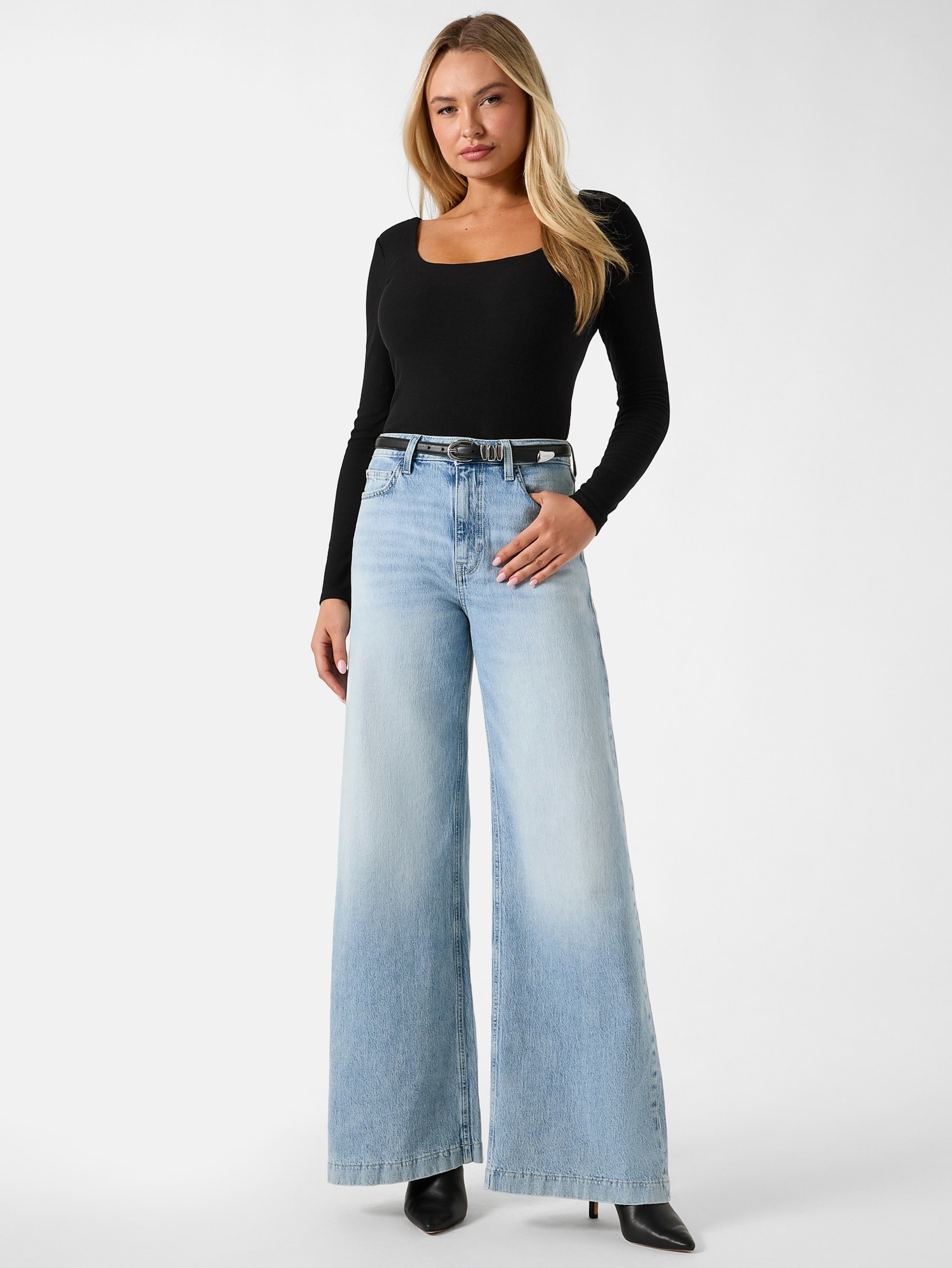 Blusa listrada de corte justo