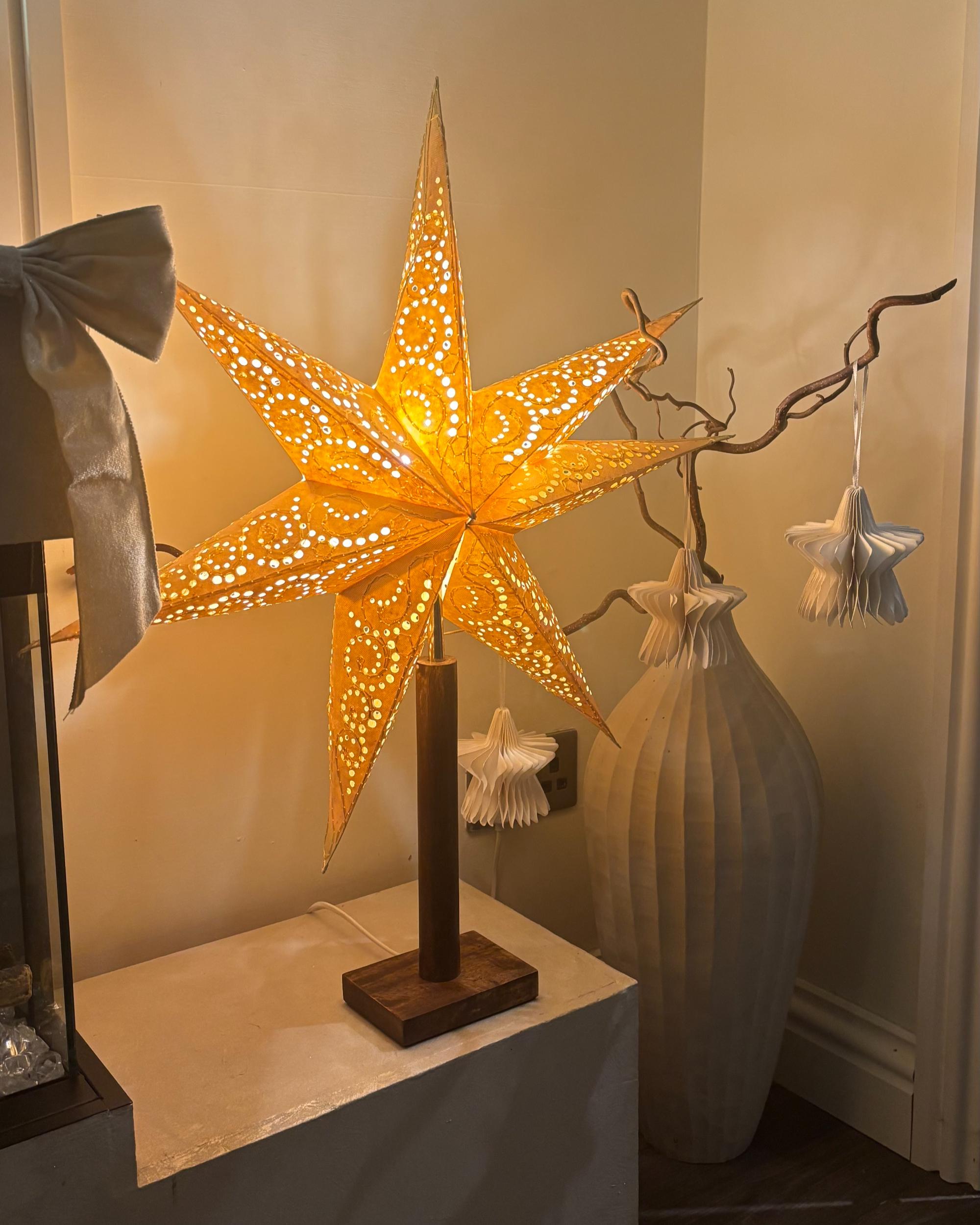 Kerstdecoratie Tafellamp MANA Ster 70 cm Beige