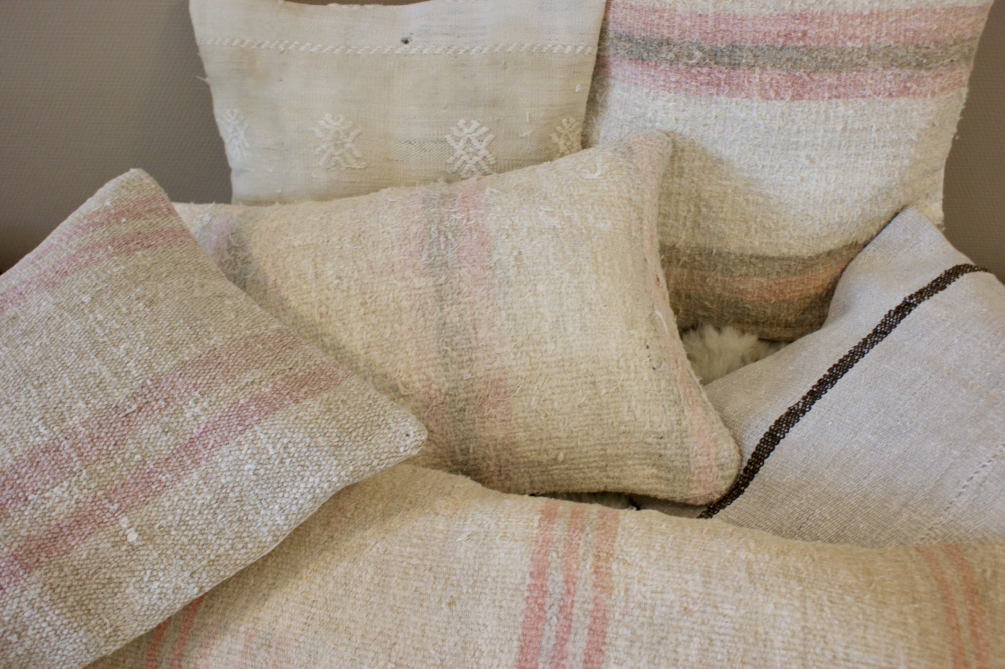 Kussen Kelim Vintage Natural soft pink stripe 40x40