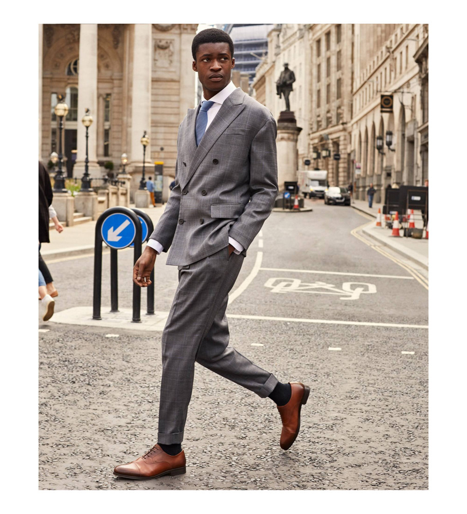 Sapatos Martinelli Empire em couro marrom