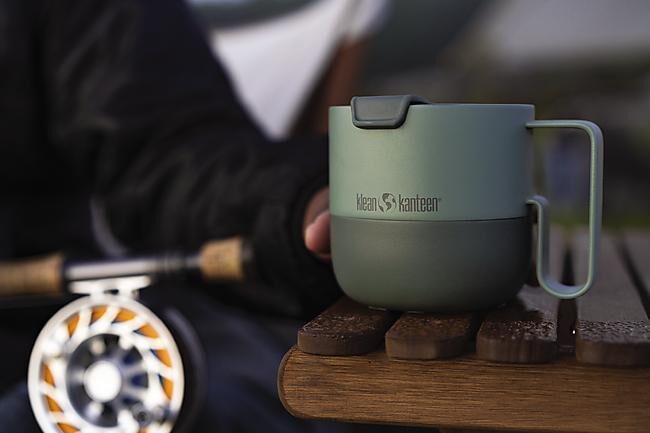 KLEAN KANTEEN - MUG FLIP LID 399 ML AVEC POIGNEE