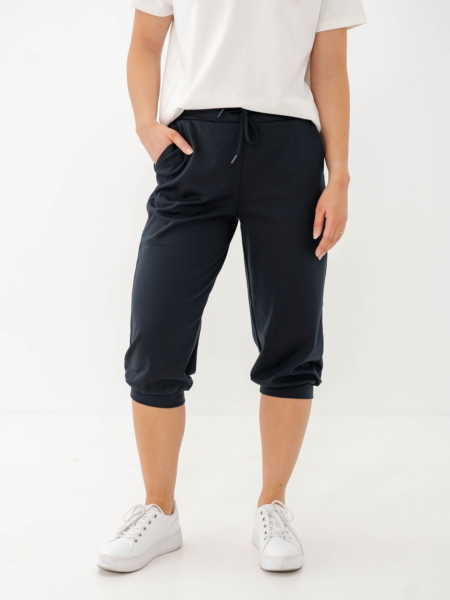 Kate Capri Pant