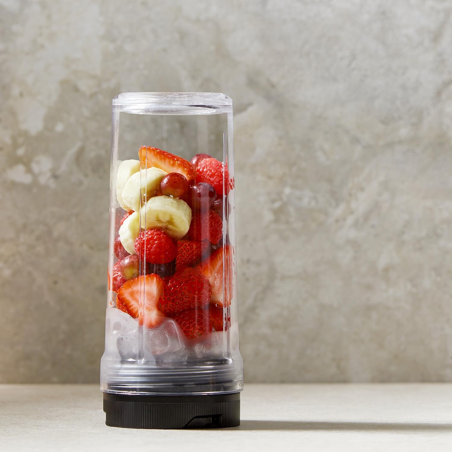 KitchenAid Kabelloser Personal Blender - Go Cordless - 473 ml BPA-freier Becher - Pulse-Taste - Edelstahlklingen - Mit Akku - Schwarz