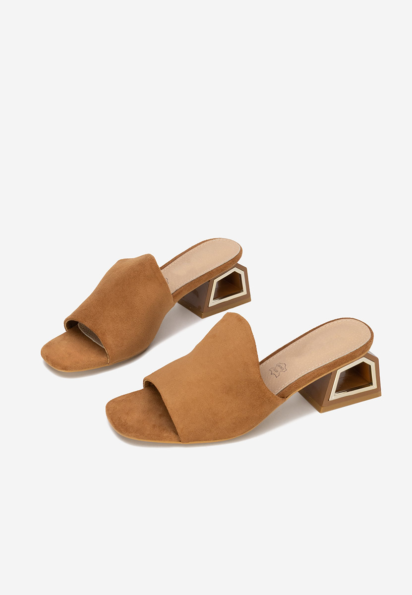 Mules à talon épais bruns Alesandria