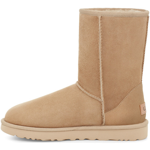UGG - BOTASCLASSCI SHORT II MUJER