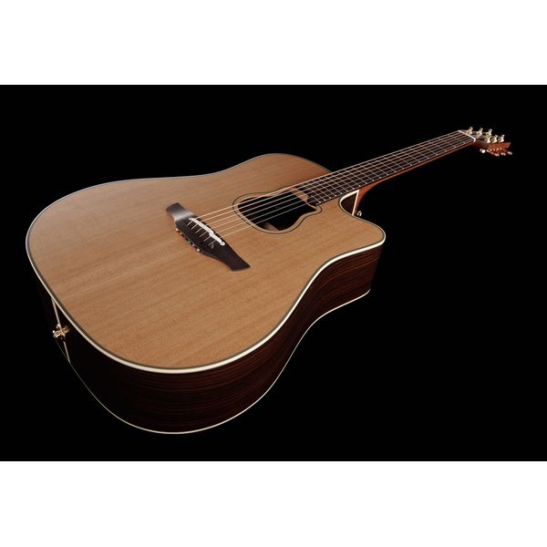 Takamine GB7C w/Softcase