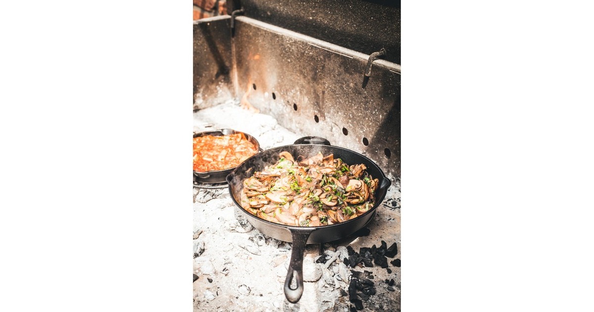 The WindmillSkillet XL bak-/braadpan  (Zwart, Ø 31.5 cm)
