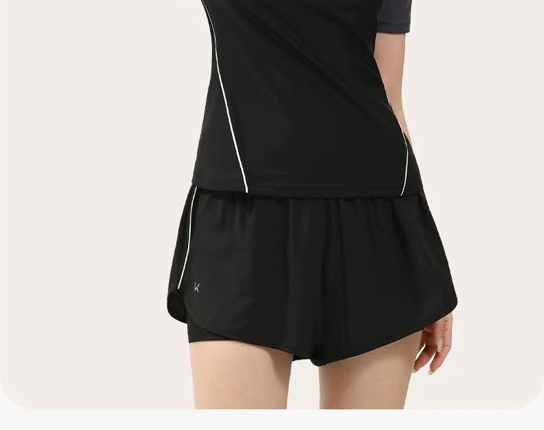 Seneliel - Set: Rashguard met korte mouwen en raglanmouwen + zwemshorts
