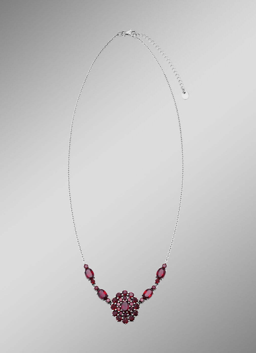 Elegante Halskette mit Granat