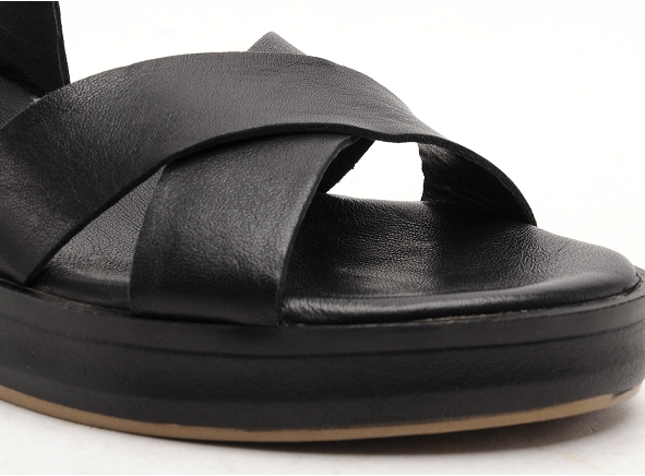 Coco abricot nu pieds plats femme meigneux noir