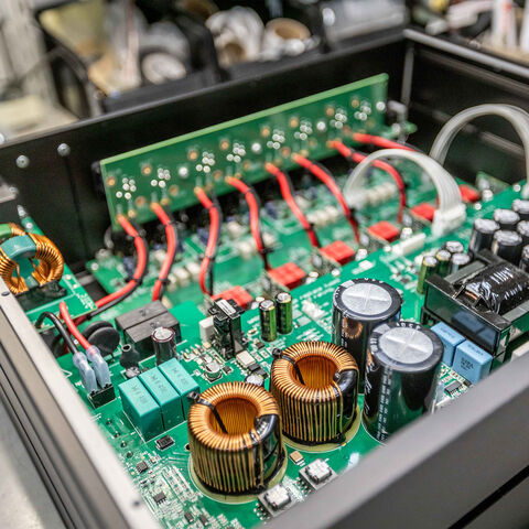 Lyngdorf MXA-8400 – de ultieme 8-kanaals surroundversterker met Purifi-technologie
