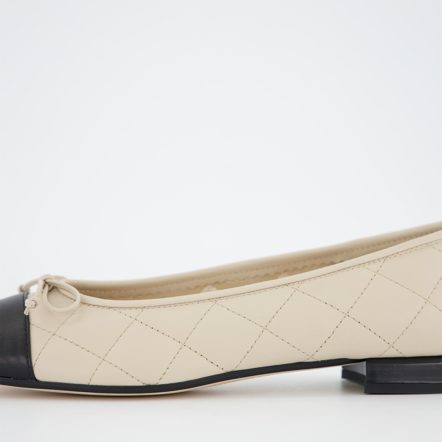 Brunate Ballerinas