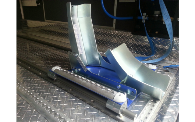 Moto Stand4 Slide