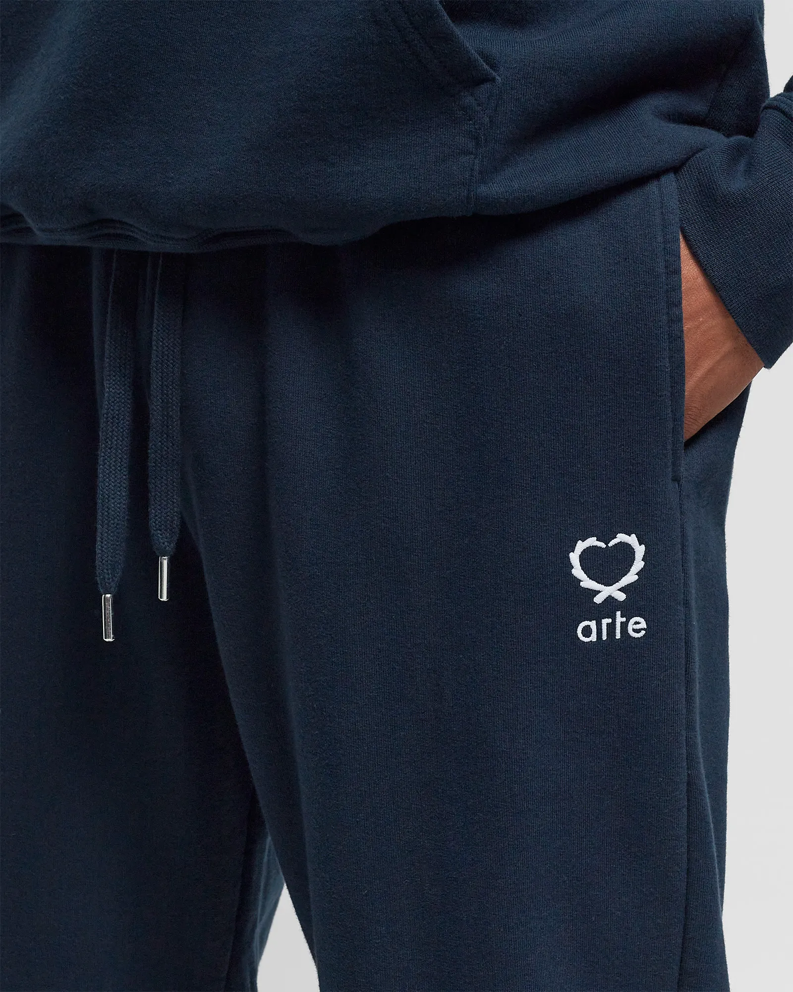 Arte Antwerp Hearts leaves arte logo joggers