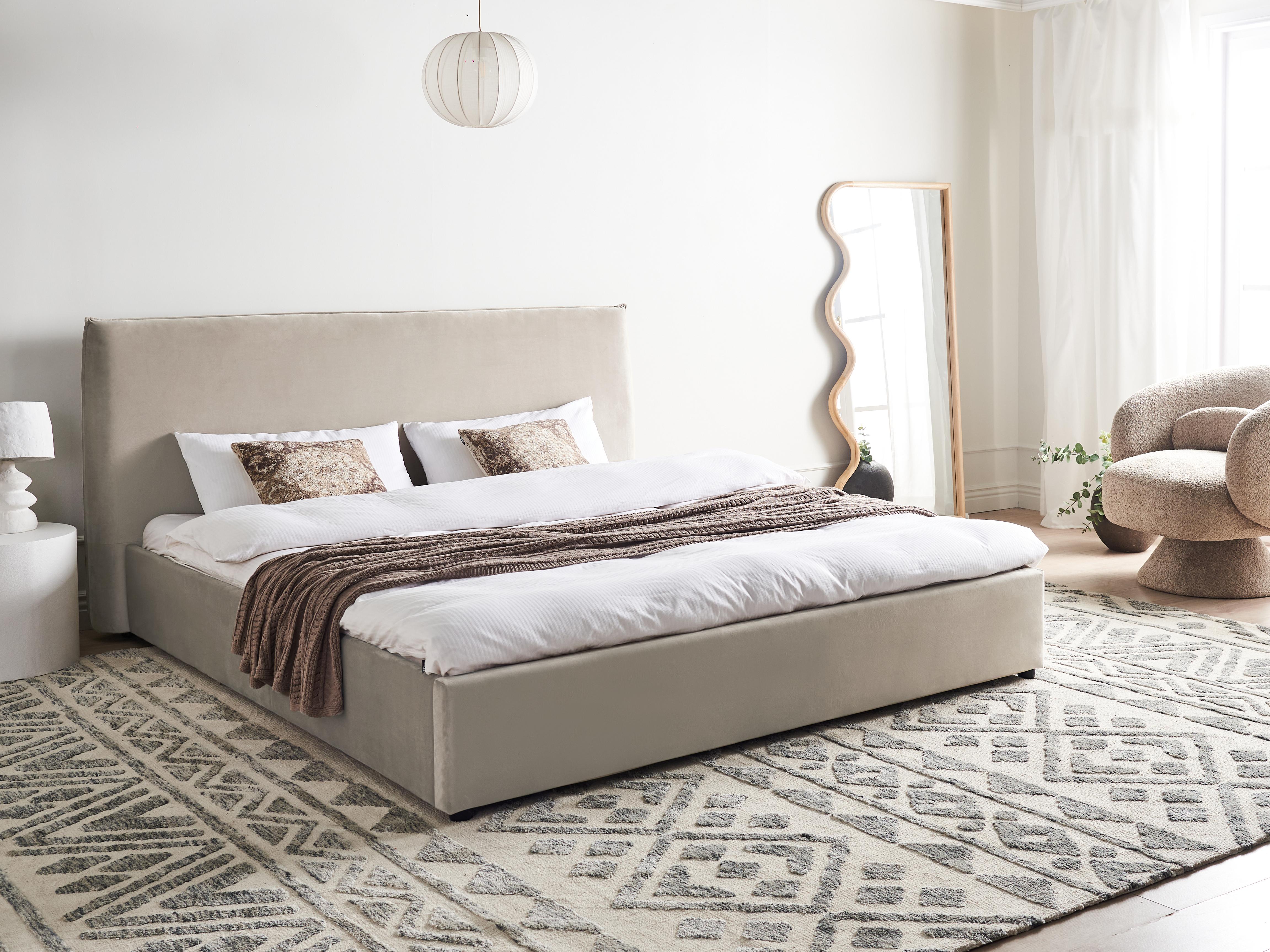 Bed Fluweel LAVAUR 180 x 200 cm Taupe