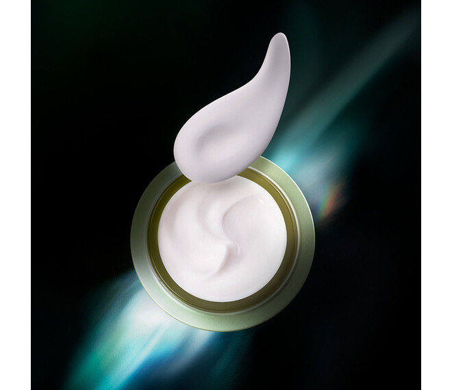 Shiseido Future Solution LX Legendary Enmei Ultimate Brilliance Eye Cream