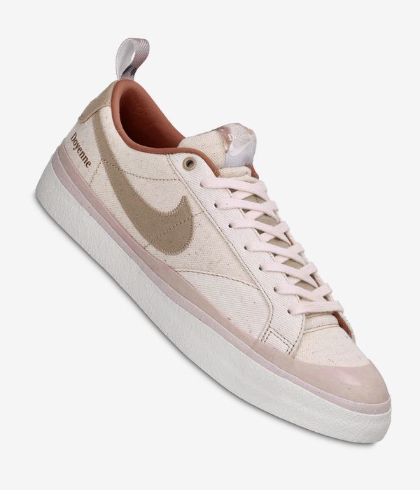 Nike SB x Doyenne Blazer Low Schuh (coconut milk rattan)
