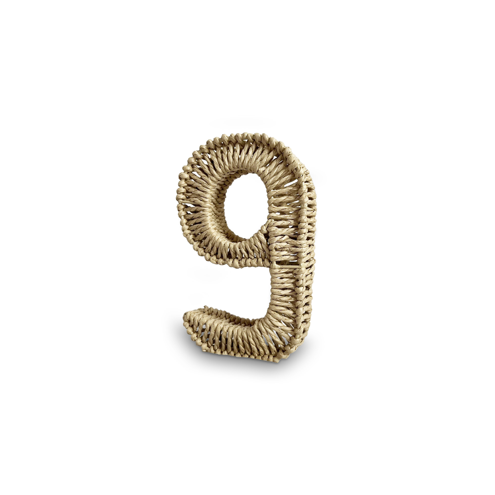 Zahl '9' aus Papiergeflecht, braun, H 20,5 cm, B 12,5 cm, L 3,5 cm von fischer's lagerhaus