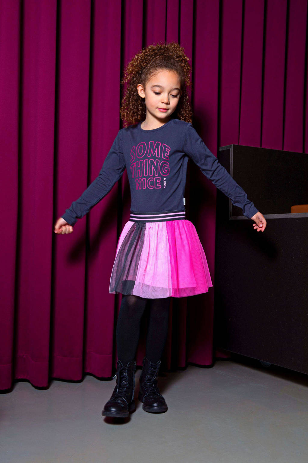 B.Nosy jurk donkergrijs/roze