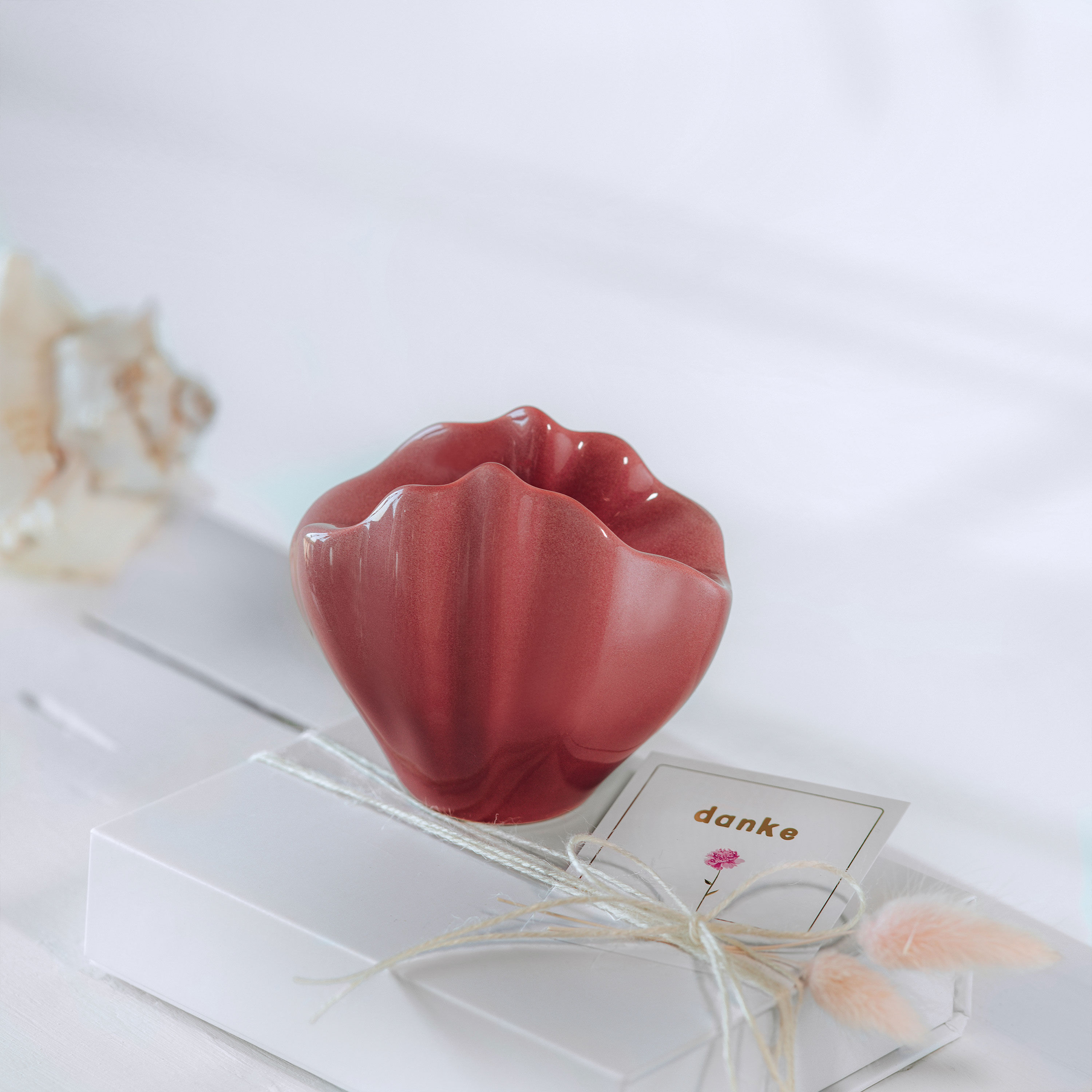 Perlemor Candlestick holder Pink, 4.5'' x 3.2'' x 3.7'', earthenware
